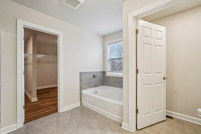 Building Photo - 3916 County F