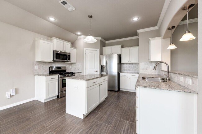 Building Photo - 4603 W Croft Dr