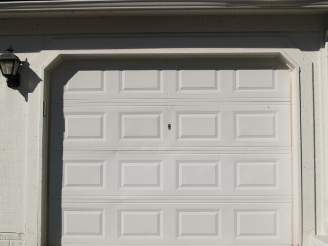 Building Photo - 1123 Joyce Ln