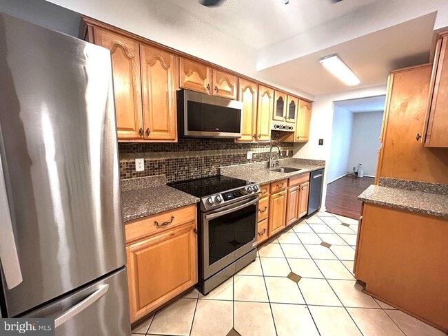 Building Photo - 6476 O'Hara Ct Dr