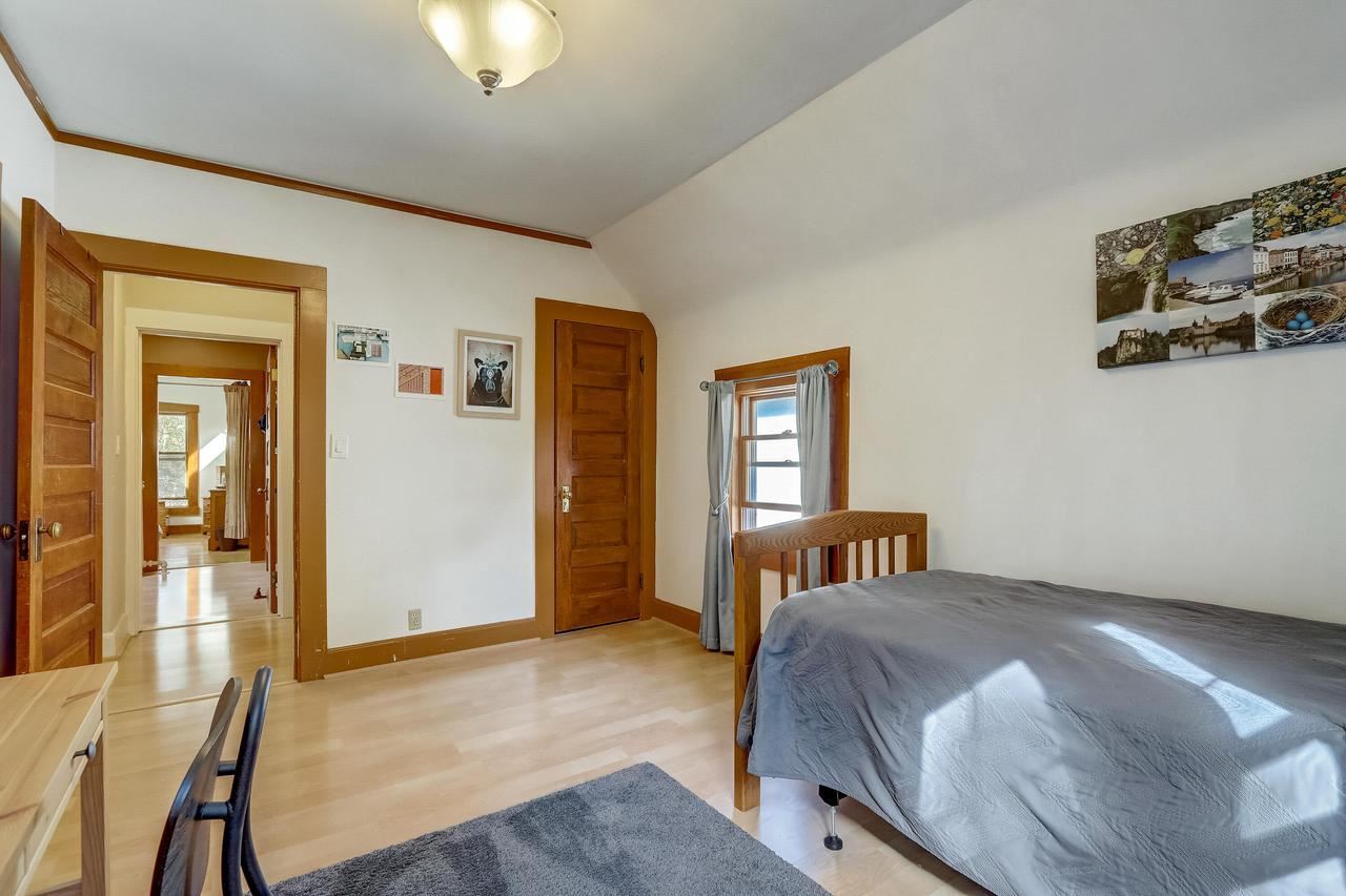 Building Photo - 2114 E Edgewood Ave