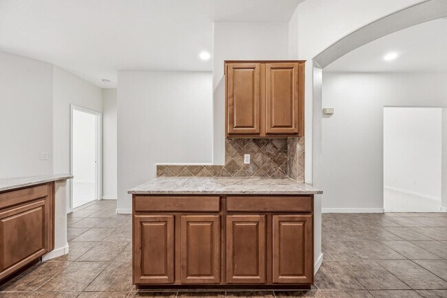 Building Photo - 15749 W Ventura St