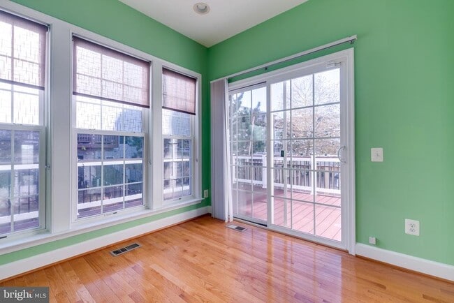 Building Photo - 2415 Terra Cotta Cir