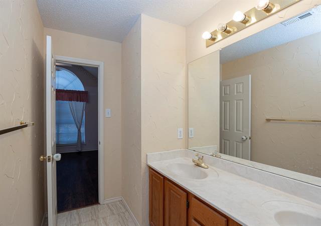 Building Photo - 7405 Stoney Point Dr