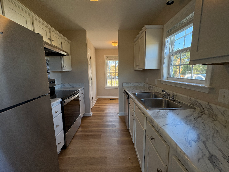 Building Photo - 342 Massengill Pond Rd