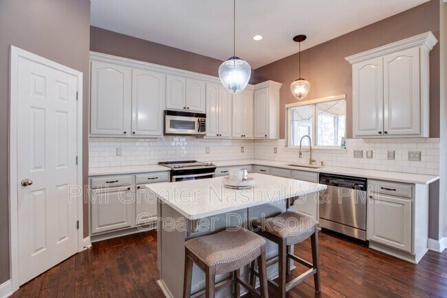 Building Photo - 7393 Riverfront Dr