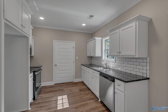 Building Photo - 20477 Poff Ln