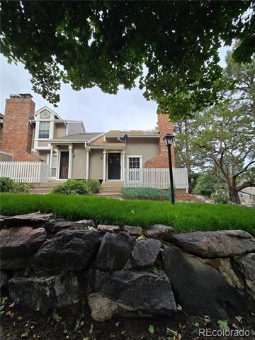 Building Photo - 2832 W Long Dr
