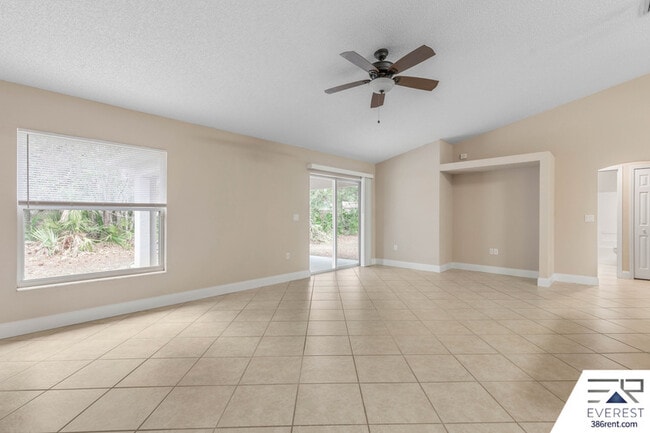 Building Photo - 59 Riverina Dr