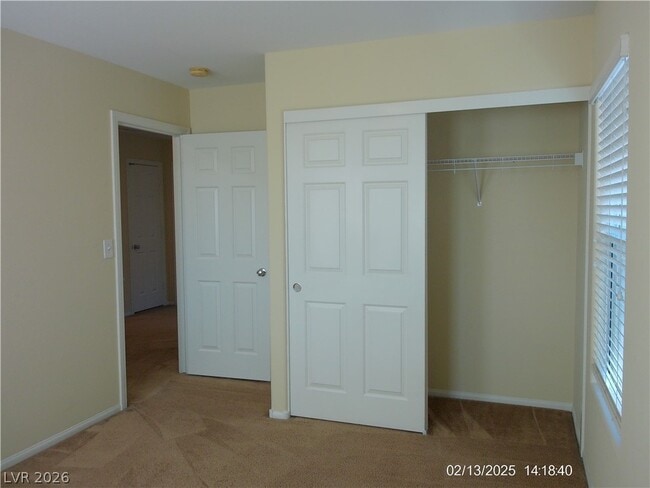 Building Photo - 6644 Pine Siskin Pl