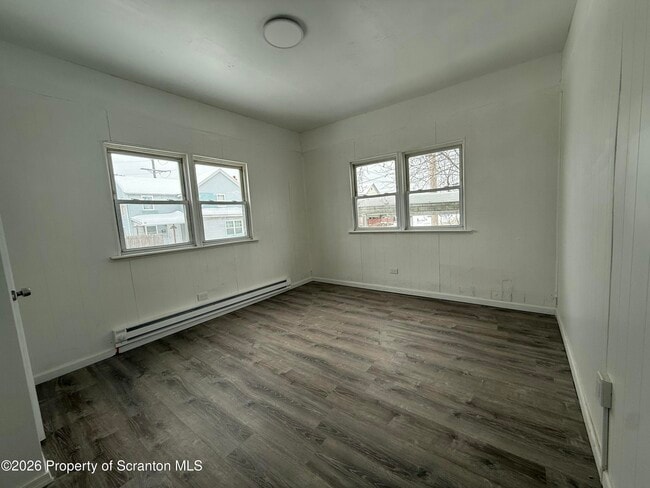 Building Photo - 375 Grove St