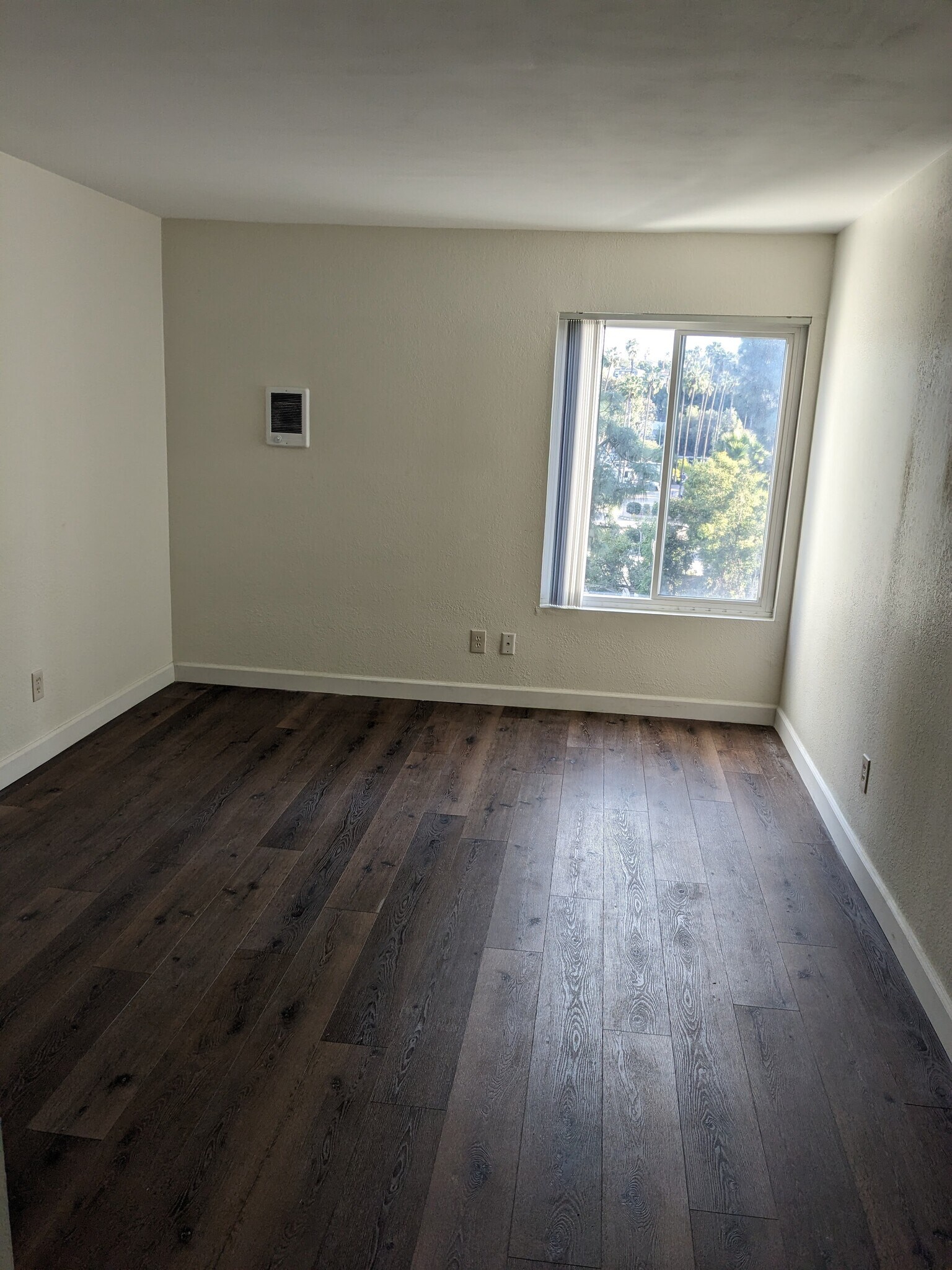 Heater in bedroom wall - 7500 Parkway Dr