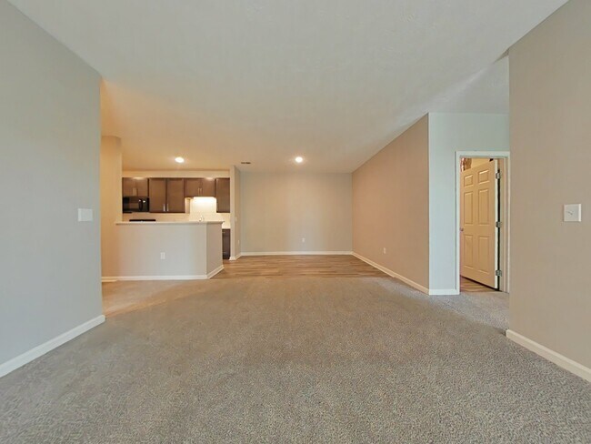 Floorplan - Emerald Lakes