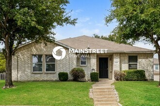 Building Photo - 3 Bedroom Pet-Friendly Home in DESOTO, TX with Main Street Renewal