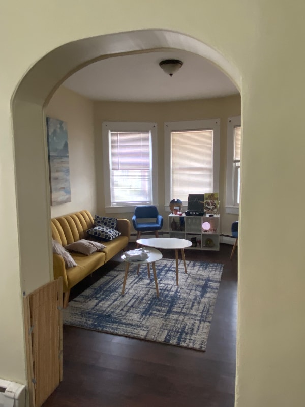 Building Photo - 275 S Main St