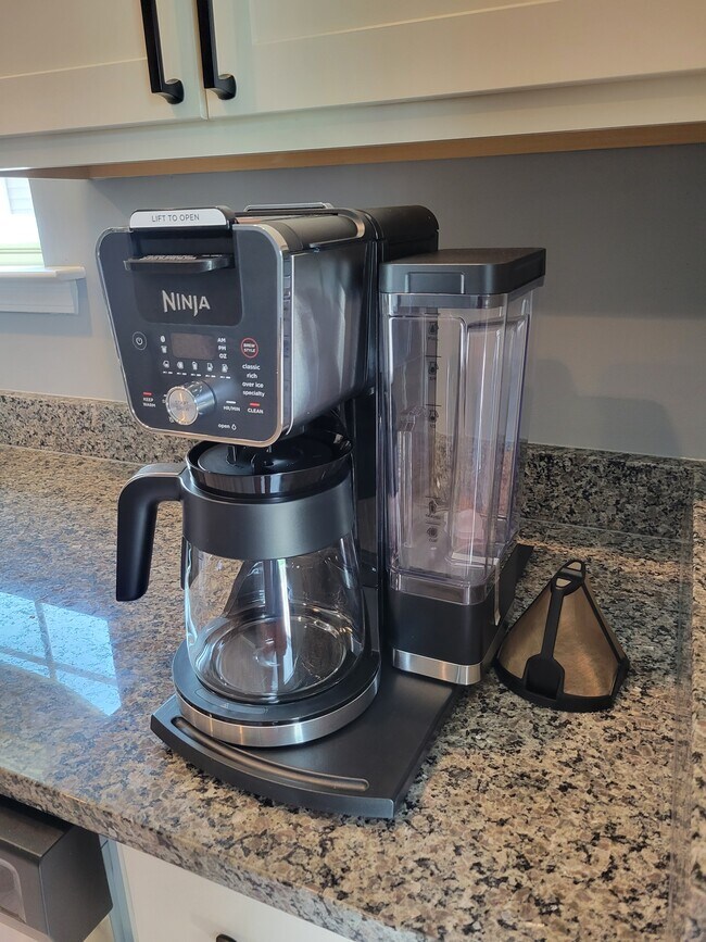 Thoughtful appliances provided - 4408 Lady Rita Ln