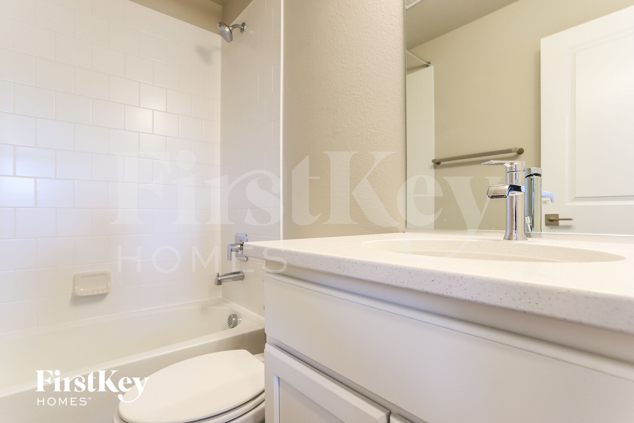 Building Photo - 10480 Horton Dr