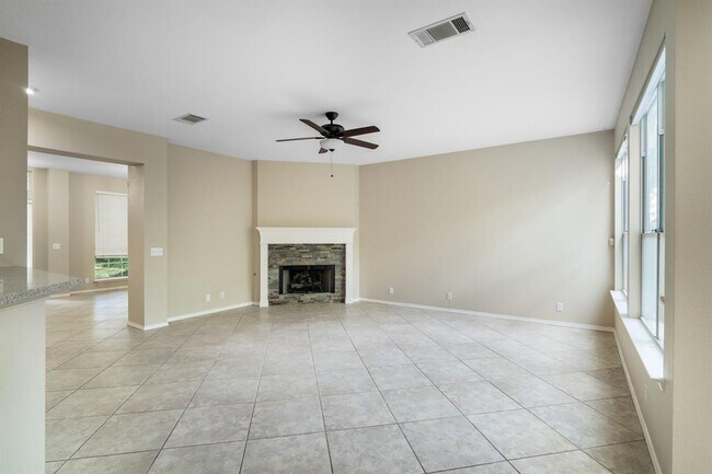Building Photo - 6664 Ruxton Ln