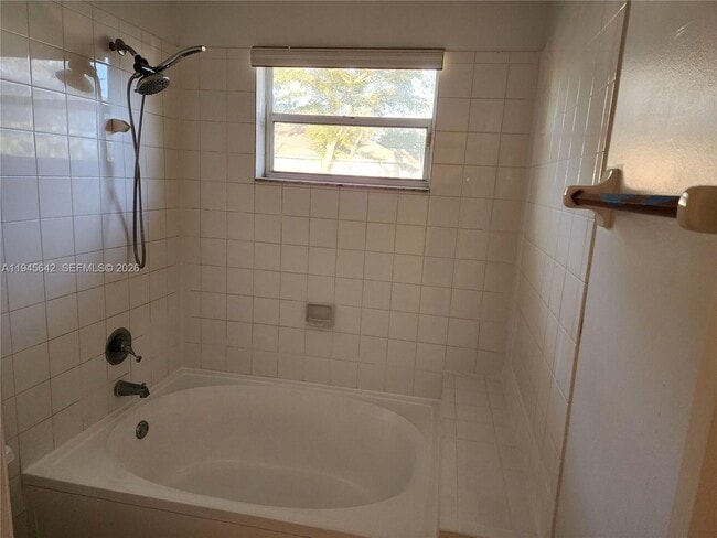 Building Photo - 9863 SW 117th Pl