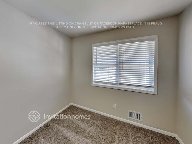 Building Photo - 334 Dartmouth Dr SW