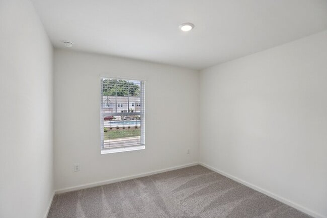 Building Photo - Fantastic 3bd/2.5ba home! Let yourself in!