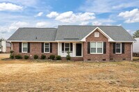 Building Photo - 38 Hallmark Dr