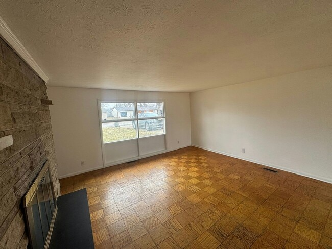 Building Photo - 4463 N Campbell Ave