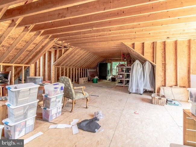 Building Photo - 21650 Beauchamp Ln
