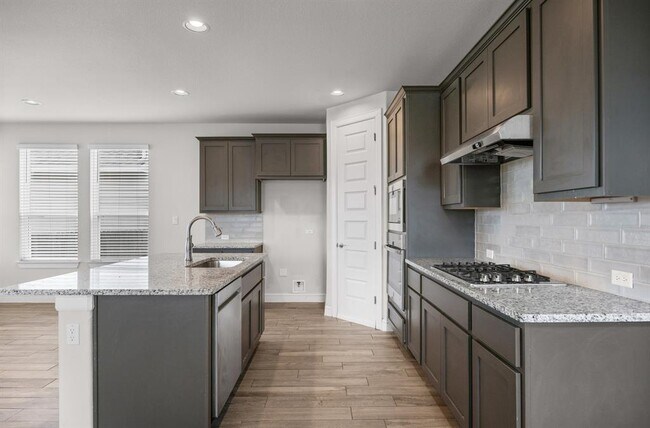 Building Photo - 101 Stone Cyn Dr