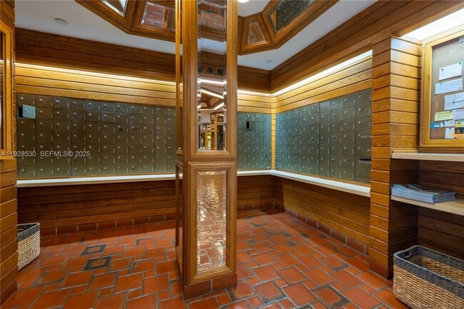 Building Photo - 4000 Towerside Terrace