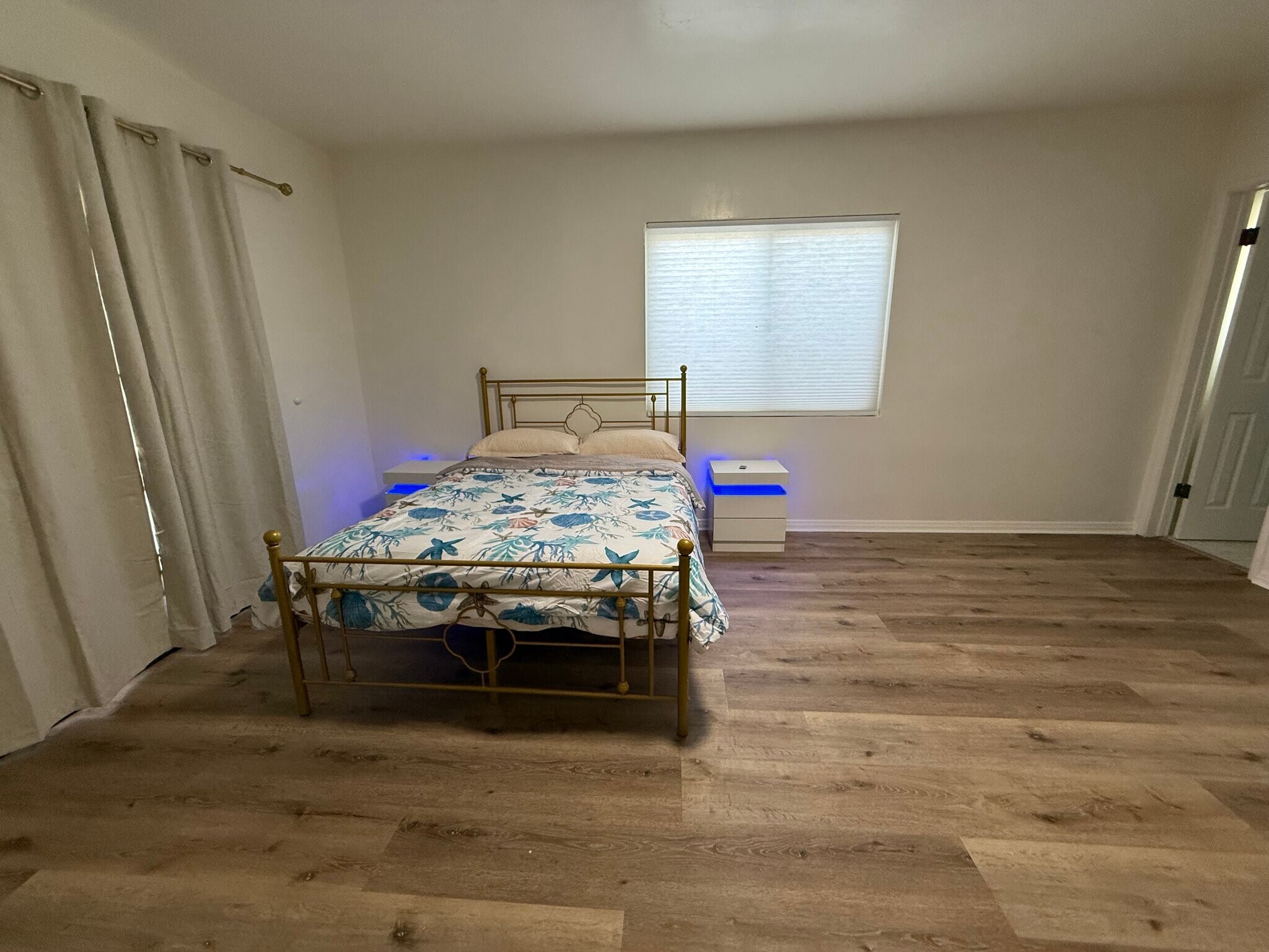 Building Photo - 25446 Lane St