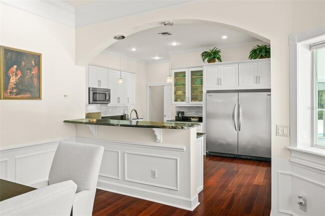 Building Photo - 9656 Bryanston Dr