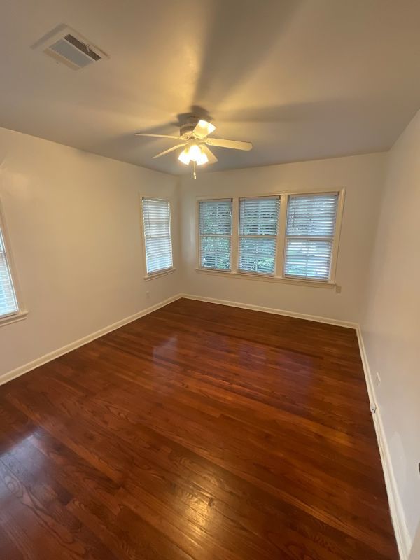 Building Photo - 274 E Edgewood Pl