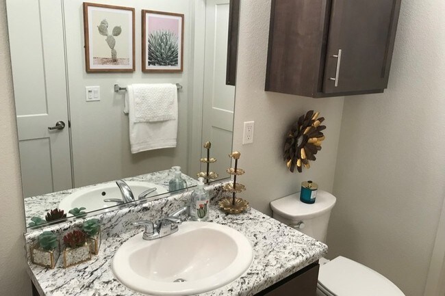 Building Photo - Campus Walk