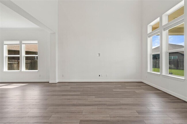 Building Photo - 20700 Matts Cove