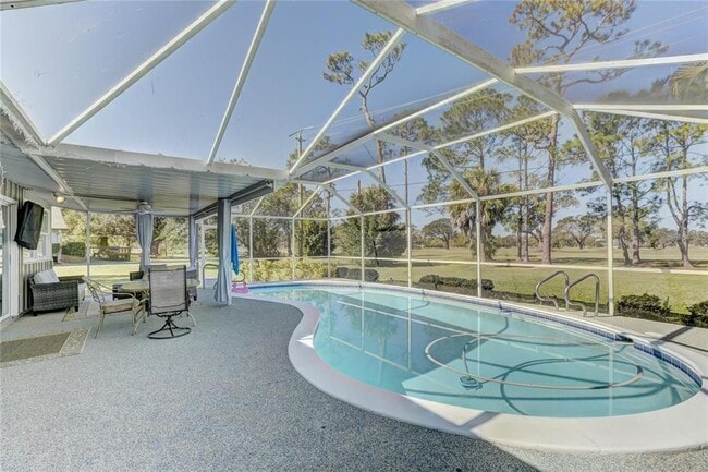 Building Photo - 711 Whitfield Ave