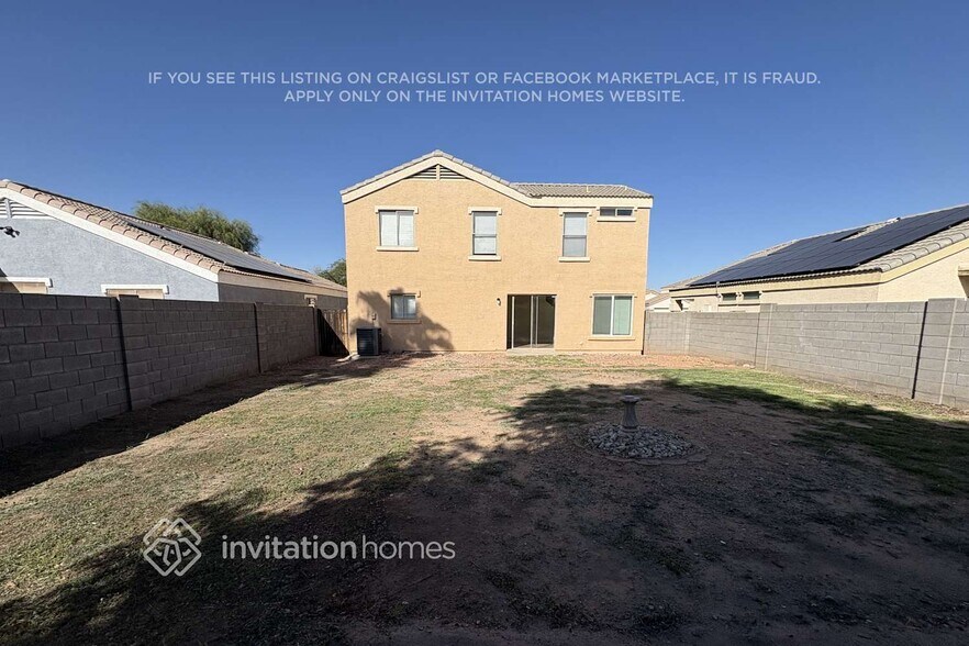 Building Photo - 12537 W Willow Ave