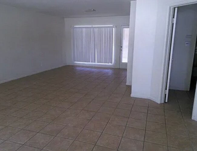 Building Photo - Charming 2-Bedroom Home in Desert Hot Springs - Just $1,800/month!