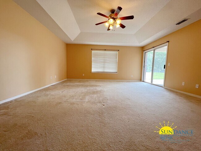Building Photo - 2130 Pepper Dr