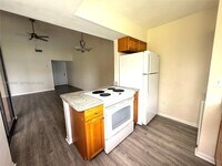 Building Photo - 800 Independence Dr