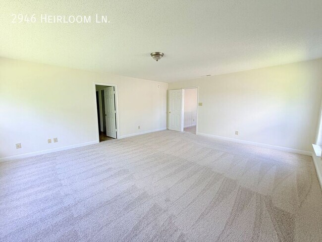Building Photo - 2946 Heirloom Ln