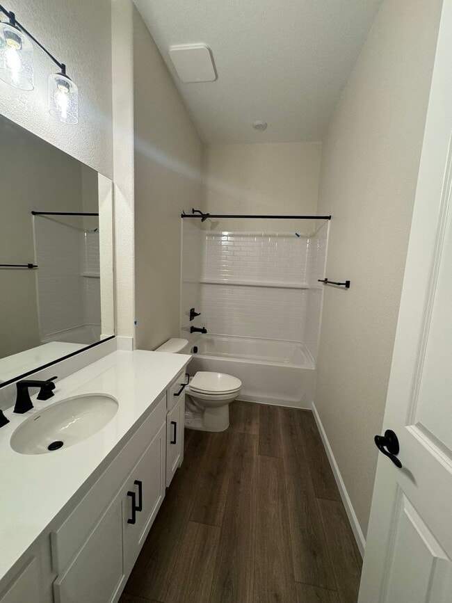 Building Photo - 8260 Honor Ct