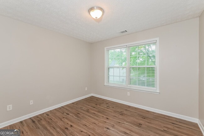 Building Photo - 1453 Virgil Pond Ln