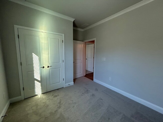 Building Photo - 505 Colebrook Wy