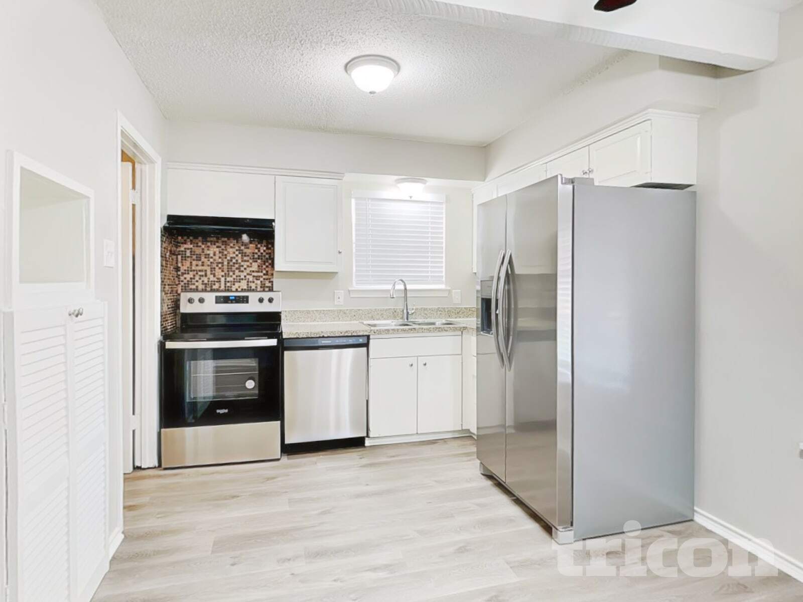 Building Photo - 1142 Shady Glen Circle Richardson TX