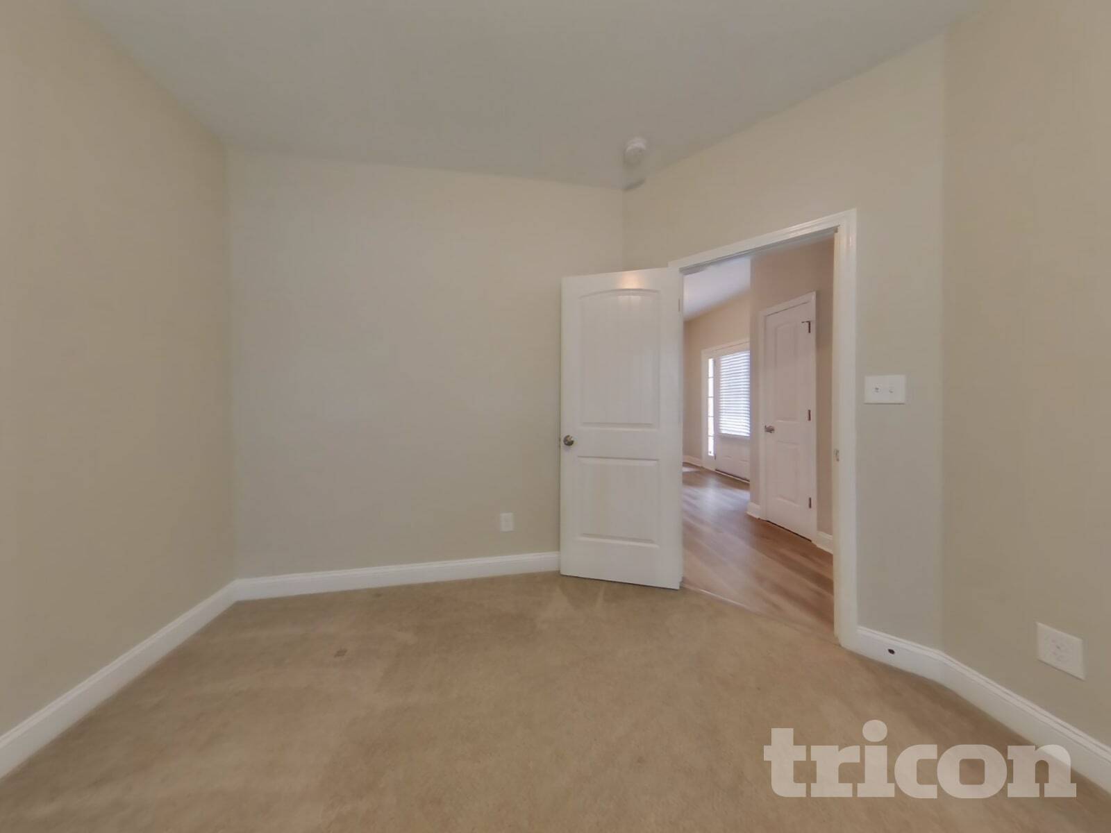 Building Photo - 124 Kings Crossing Ct