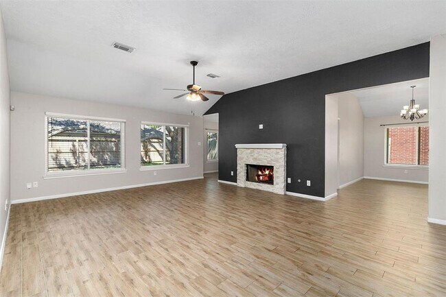Building Photo - 2918 Abbey Field Dr