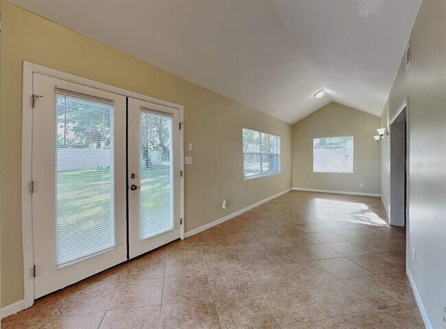 Building Photo - 8025 Excalibur Ct