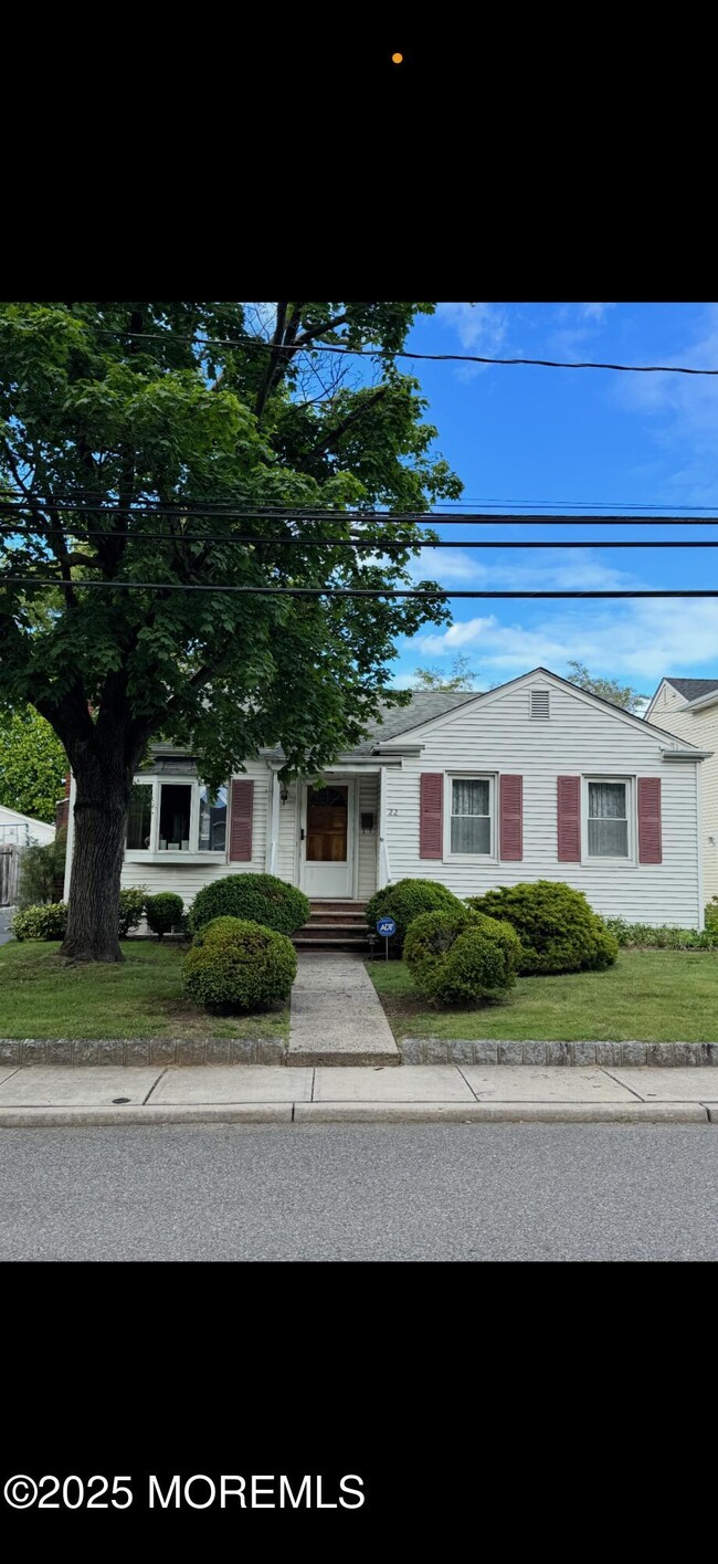 Primary Photo - 22 West St