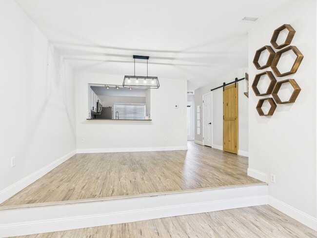 Building Photo - 10014 Joppa Pl